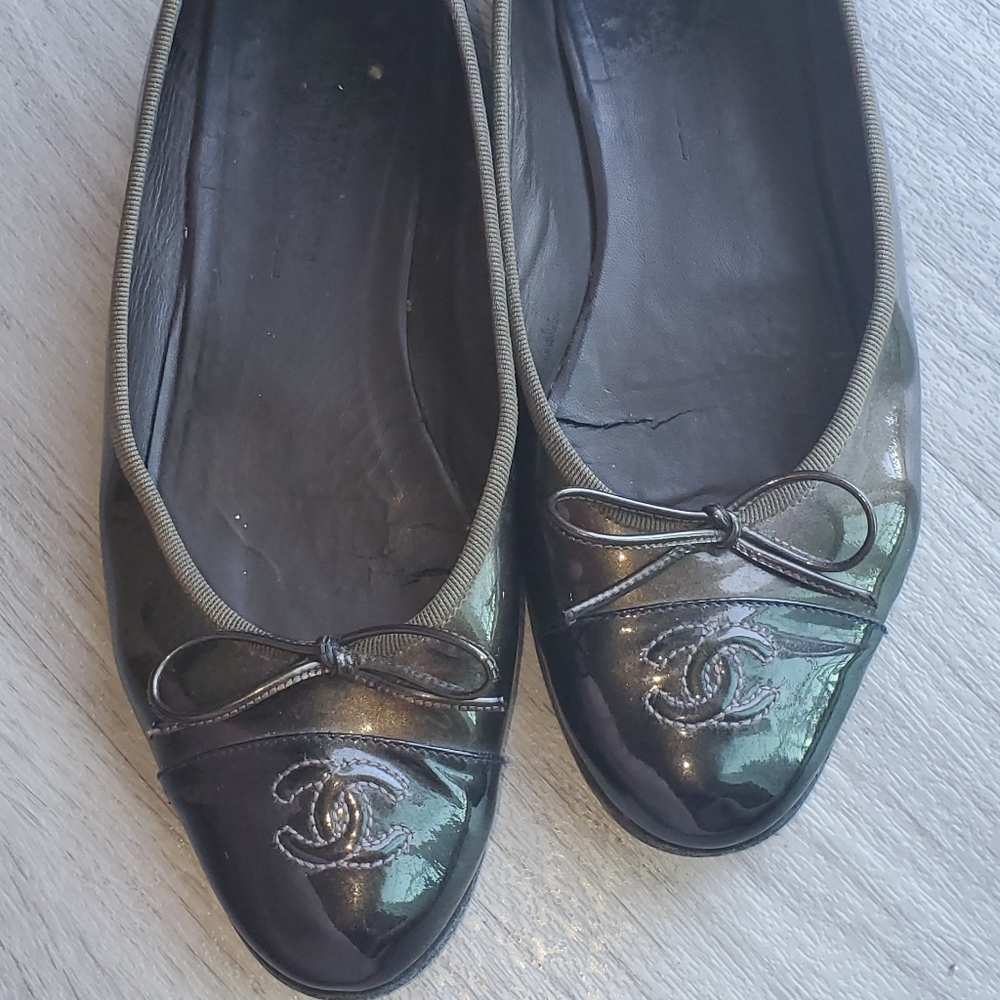 Chanel Green Patent Leather flats